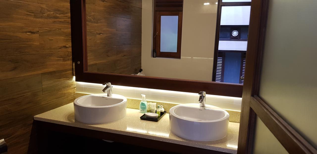 Villa Jasmine Breeze Kaduwela Extérieur photo
